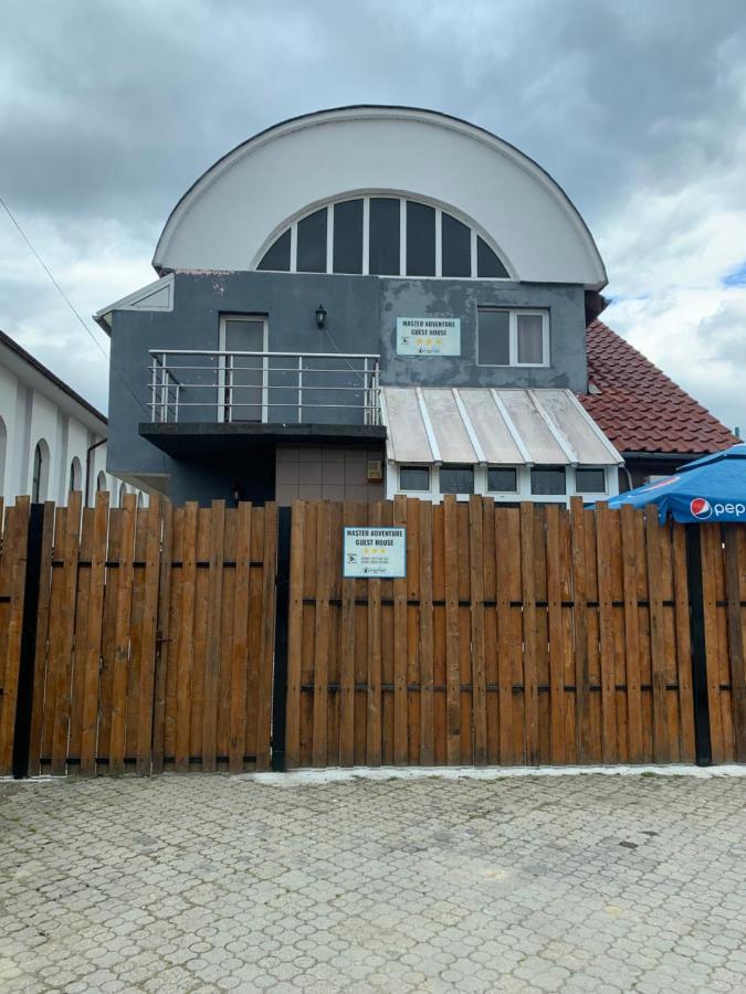 Master Adventure Guest House Vadu Crisului Εξωτερικό φωτογραφία